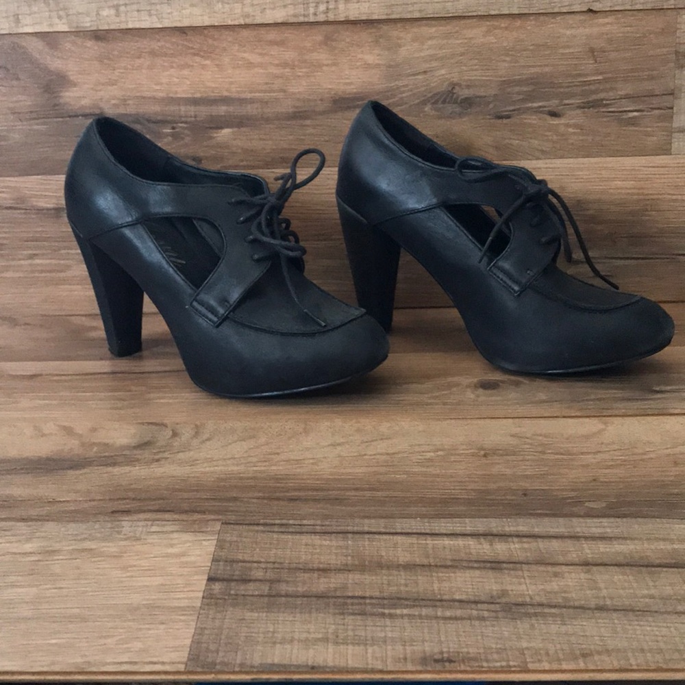 Oxford Heels